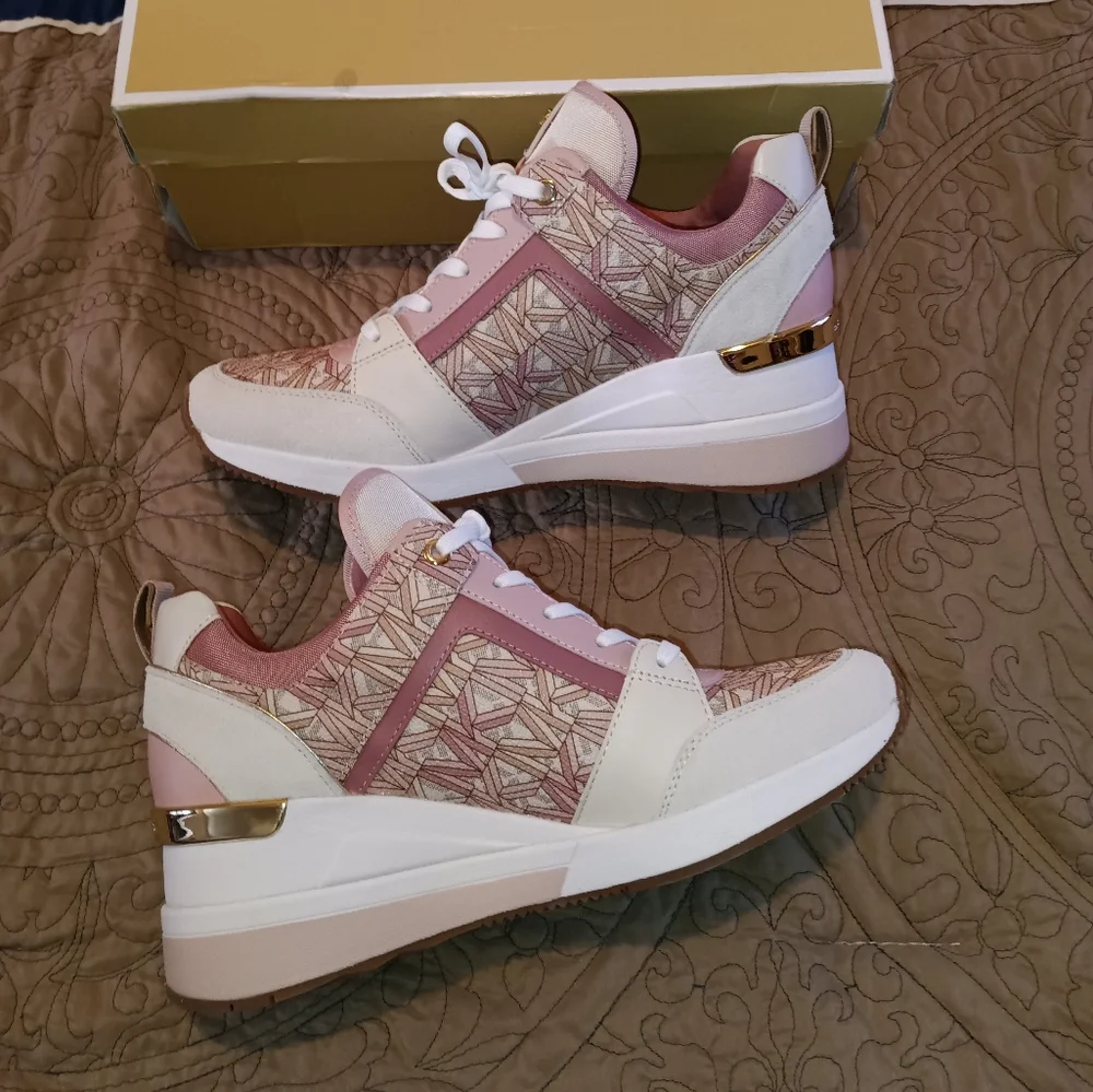 Michael Kors Georgie Trainer Sneakers - Picture 4 of 12